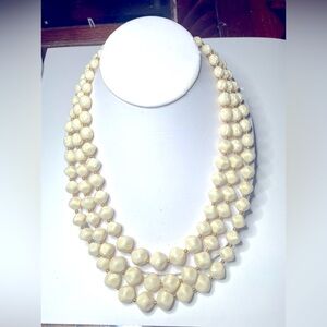 Brand new 1970s Cream & Gold Faux Necklace